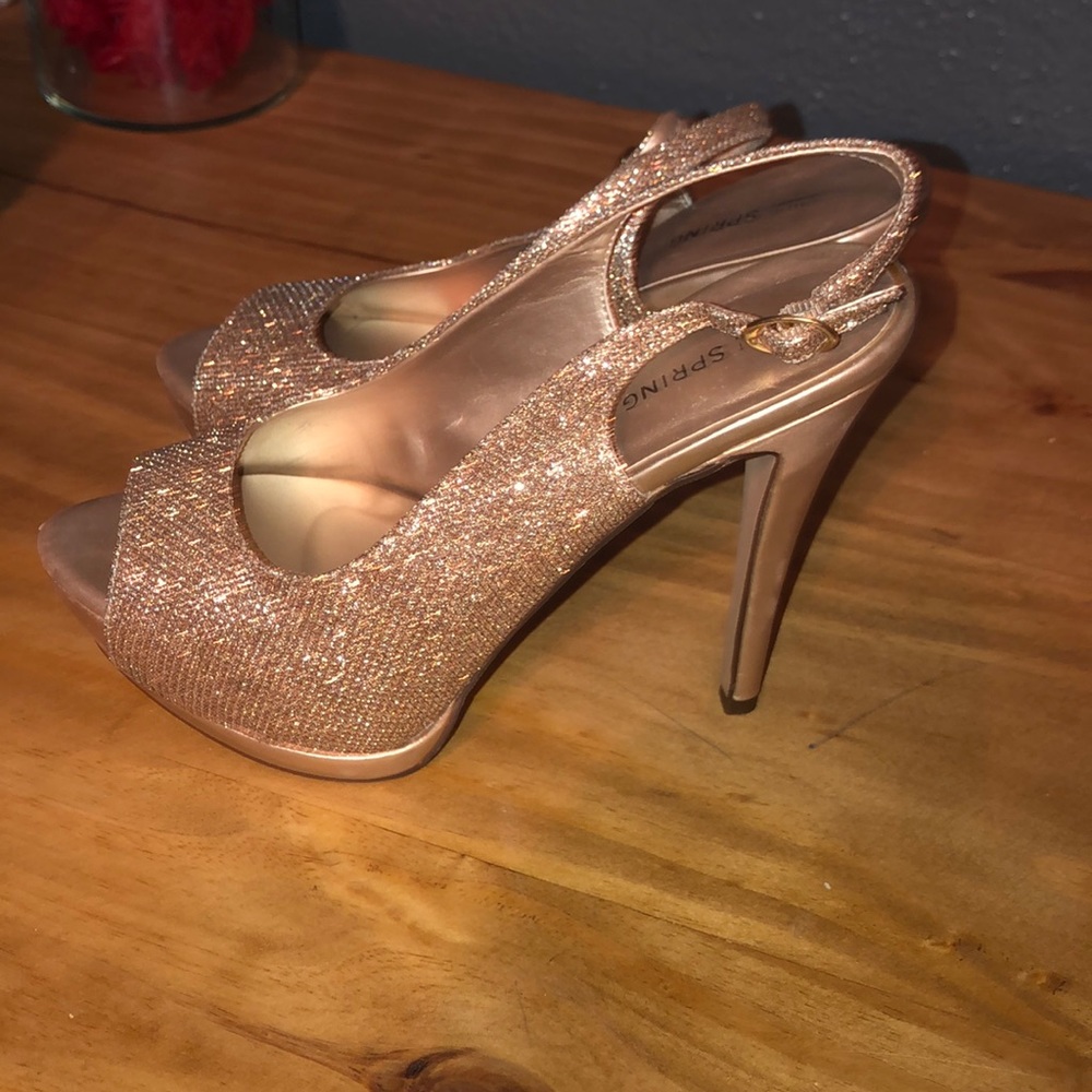 Spring heels - Picture 2 of 3